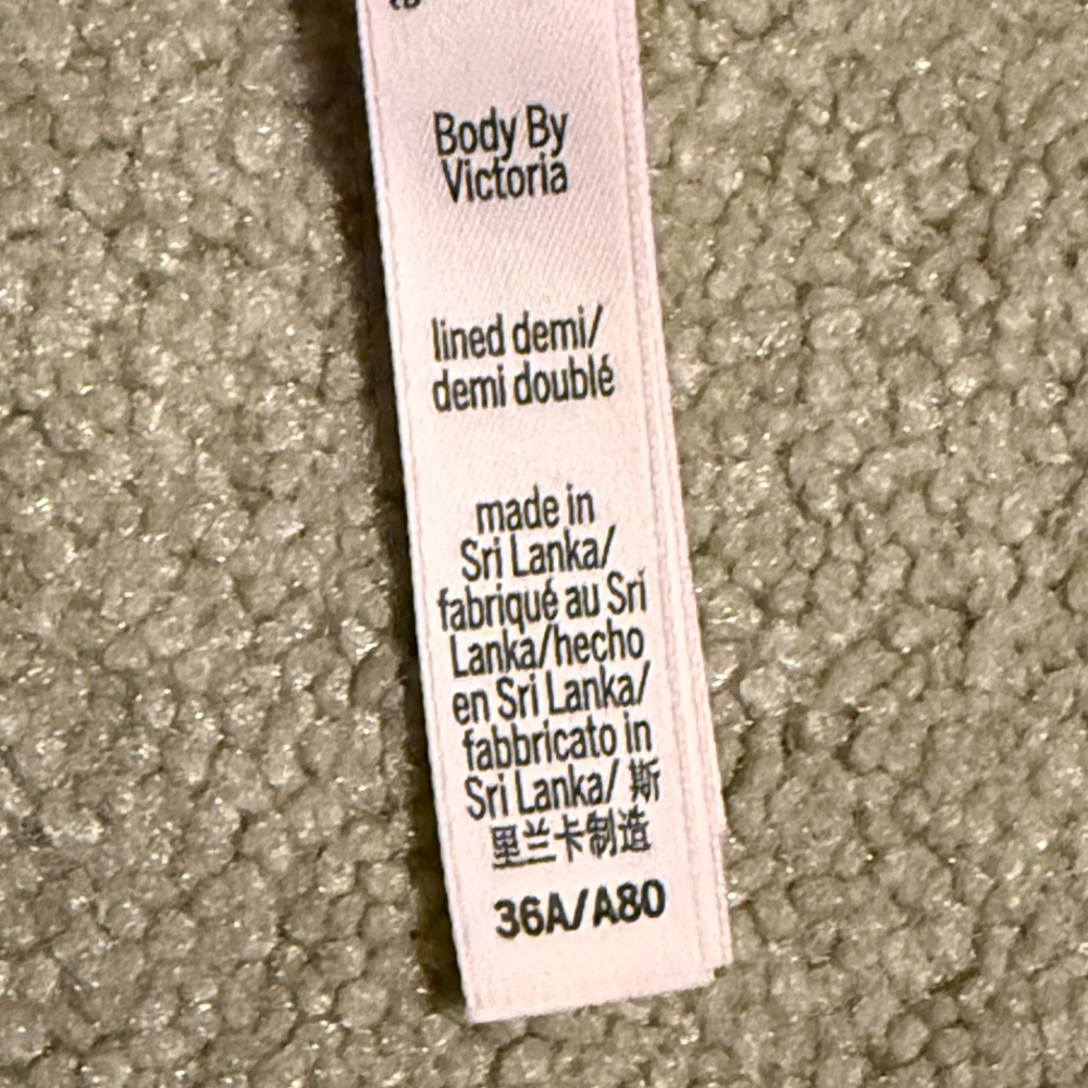 NWT Victoria’s Secret Body By Victoria Lightly Lined Demi Bra Underwire Ivory36A - Picture 4 of 11